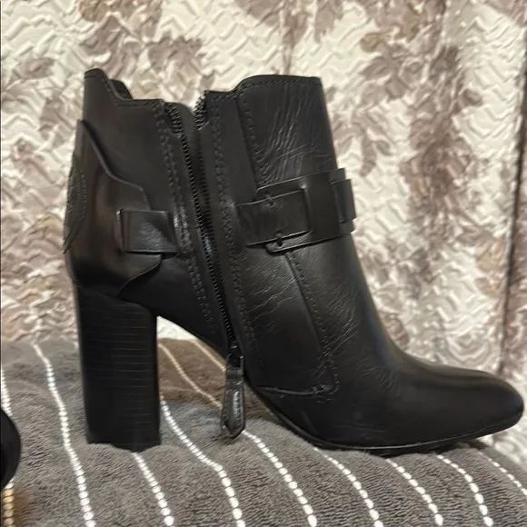 Tory Burch.  NWOT Elegant Black Leather Ankle Boots