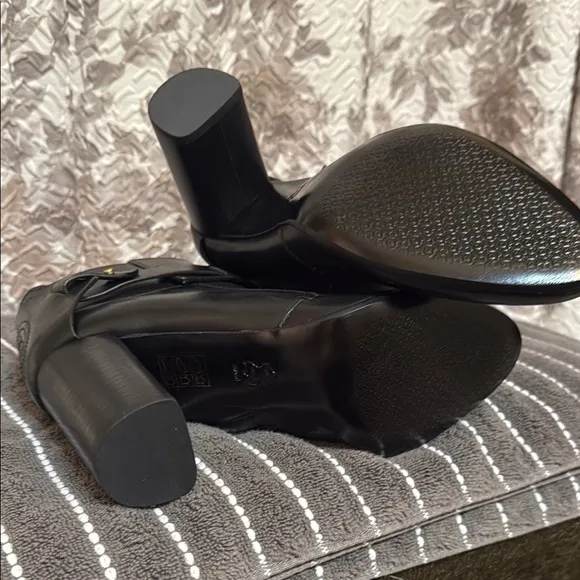 Tory Burch.  NWOT Elegant Black Leather Ankle Boots