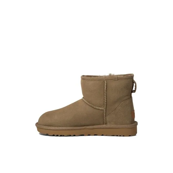 Ugg &quot;classic Mini Ii&quot; Ankle Boots Size US 5