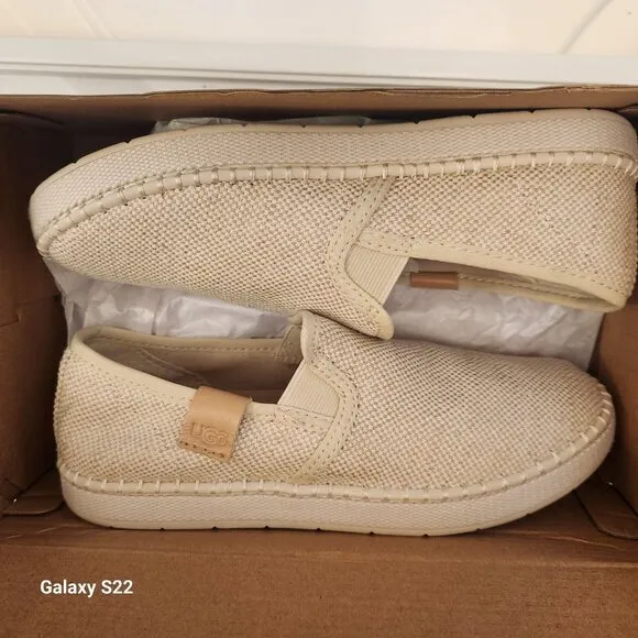 UGG &quot;Luciah&quot; Woven/Canvas Slip on Sneakers. NIB. Size 6