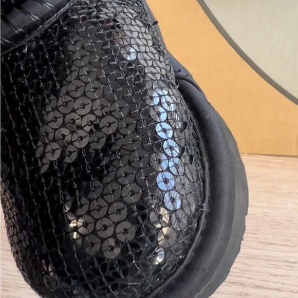 UGG Bailey Black Sequin Toddler Boots- SZ 7 C