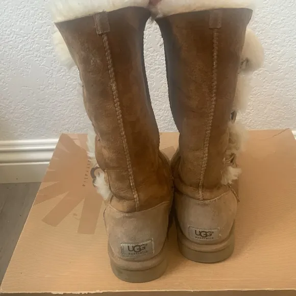 UGG Bailey Button Boots, BAILEY BUTTON TRIPLET II BOOT
