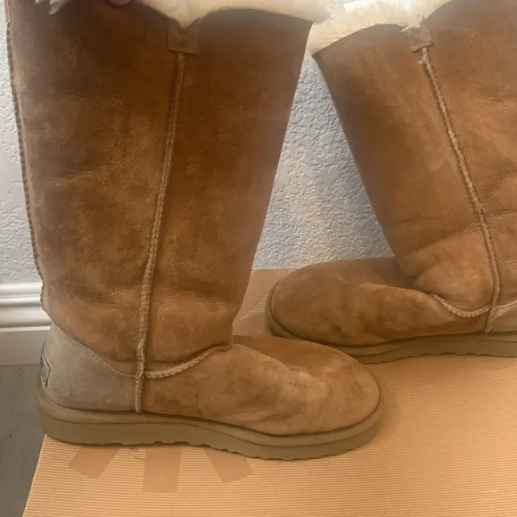 UGG Bailey Button Boots, BAILEY BUTTON TRIPLET II BOOT