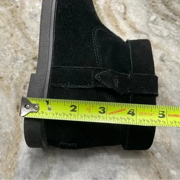 UGG Boots Josefene Cuff Black Woman's 6