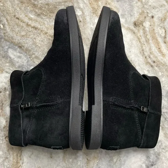 UGG Boots Josefene Cuff Black Woman's 6