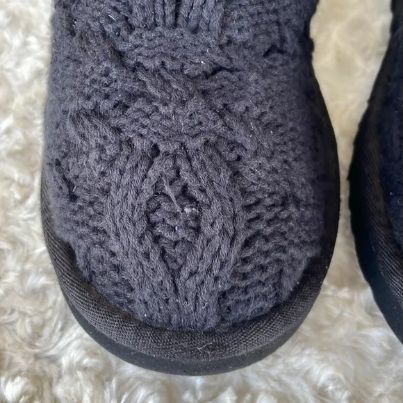 UGG cardy knit boots