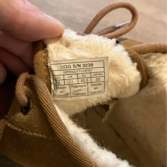 Ugg Chukka Boots 12 EUC