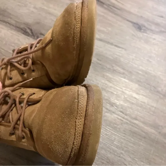 Ugg Chukka Boots 12 EUC