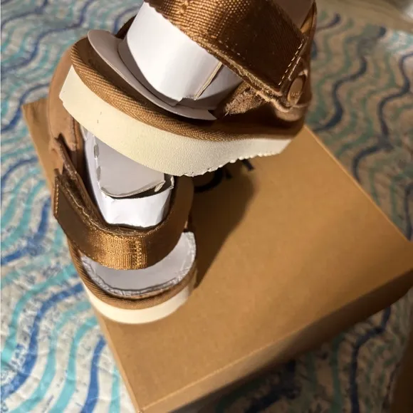 UGG girls Brown Slip-On Shoes stylish