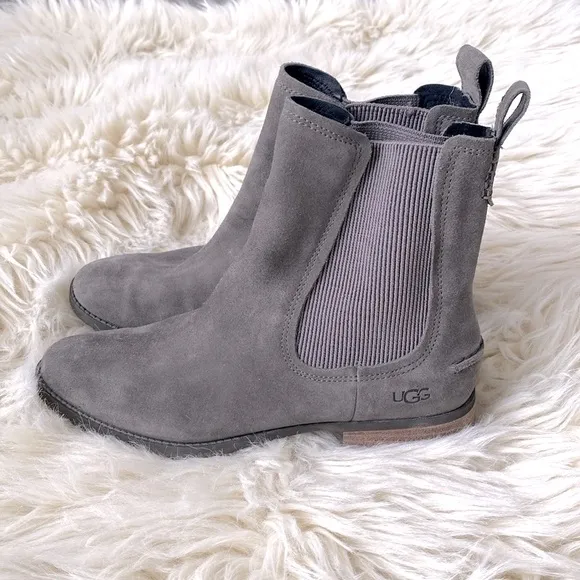 UGG Hillhurst II Chelsea Waterproof Boots Taupe Gray Suede Ankle Slip On: NWOT