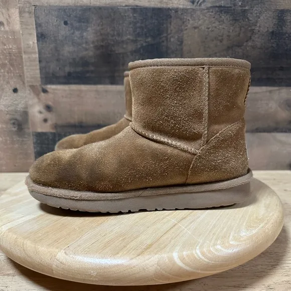 Ugg Jona Kids Boots Youth 1118890K Shearling Shorty Booties Size 3
