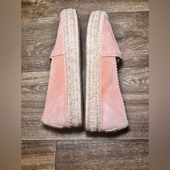 UGG Ladies Heidi Perforated Slip On Shoes Loafers in Pink