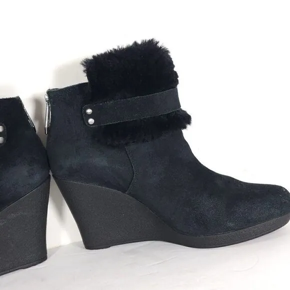 UGG Women's Antonia US 7 Black Suede Fur Cuffed Wedge Ankle Boots Booties