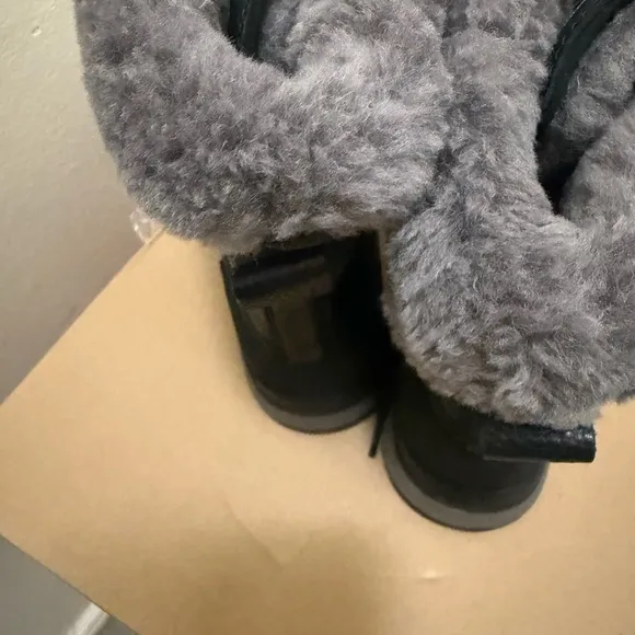 UGG Women's Black Winter Boots
