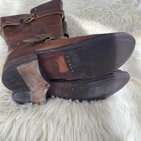UGG Women's Brown Distressed Leather Buckles Boots sz 6.5 Moto Boho Western