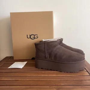UGG Classic Ultra Mini Platform Booties Burnt Cedar USA Women Size 8/UK 6/EU 39