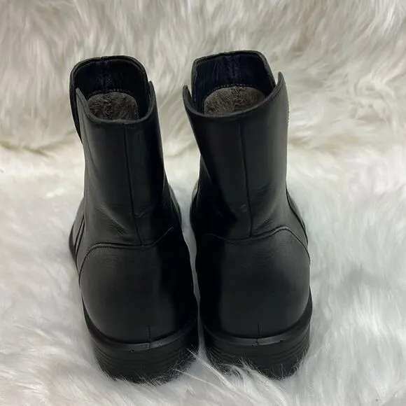 Umberto Raffini black leather Trina ankle boots Size 39/8.5 B20