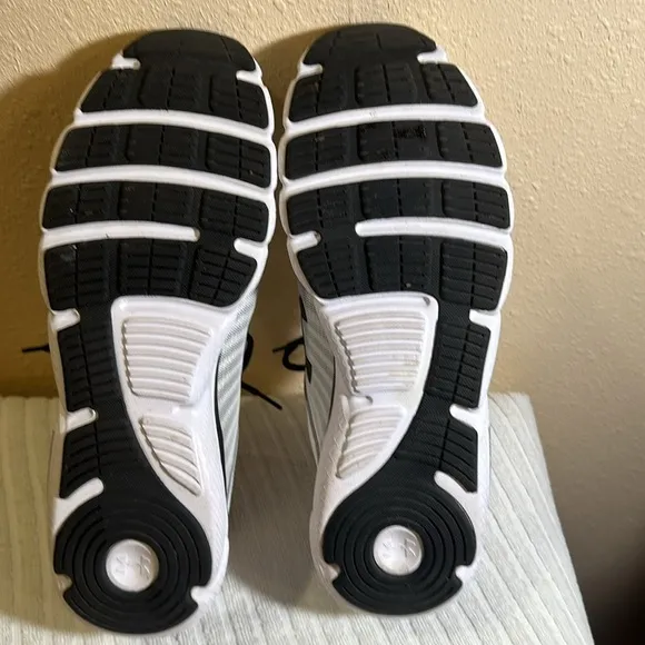 Under armor size 13