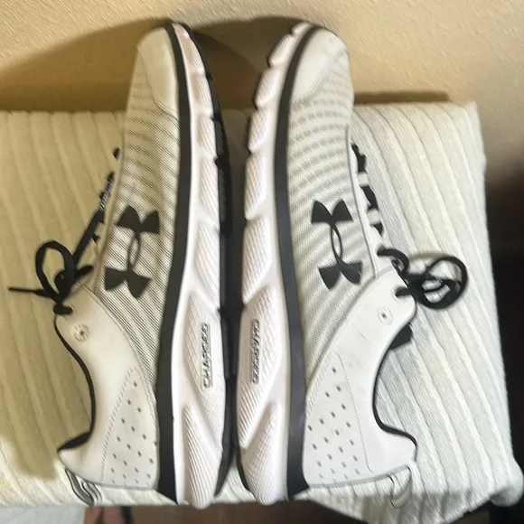 Under armor size 13