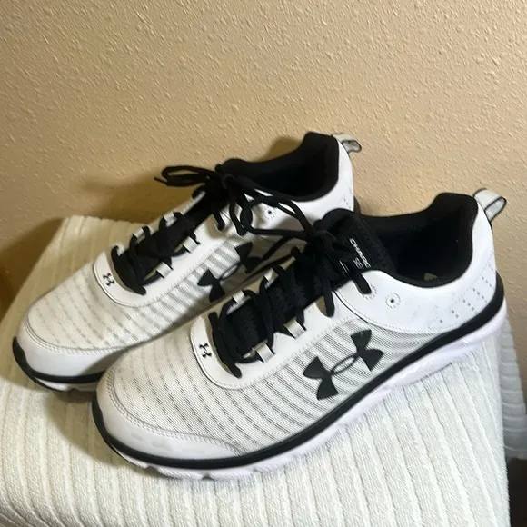 Under armor size 13