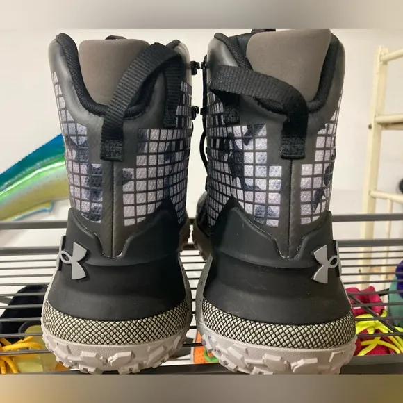 Under Armour HOVR Dawn 2.0, waterproof hiking boots, black, orange, gray, sz 15