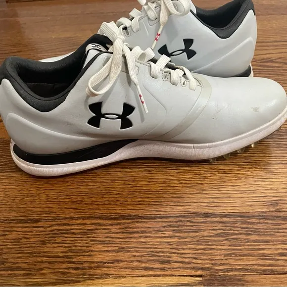 Under Armour Men's Golf Shoe Size 10
