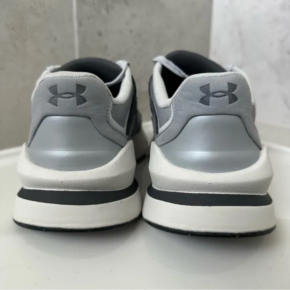 Under Armour Unisex UA Forge 96 Shoes Size 7 Women