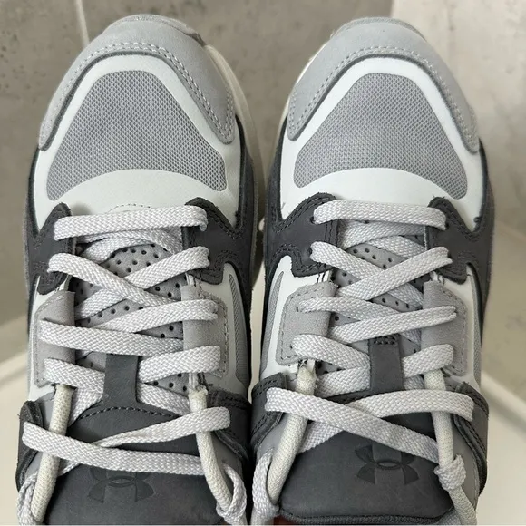 Under Armour Unisex UA Forge 96 Shoes Size 7 Women