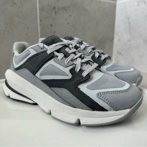 Under Armour Unisex UA Forge 96 Shoes Size 7 Women