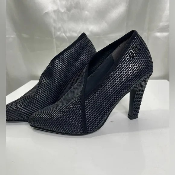 United Nude Elegant Black Mesh Heels, worn once, only inside, size 39