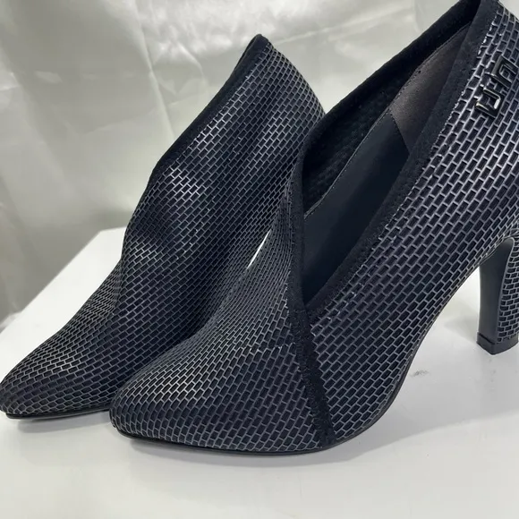 United Nude Elegant Black Mesh Heels, worn once, only inside, size 39