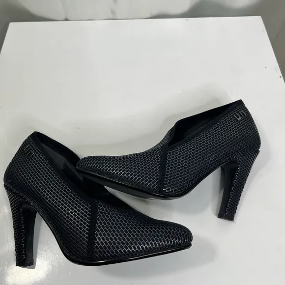 United Nude Elegant Black Mesh Heels, worn once, only inside, size 39