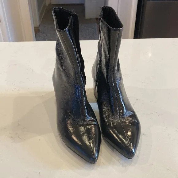 Vagabond Giselle Boots Black Patent Leather Shiny Pointy Toe Heel Ankle Boots 8
