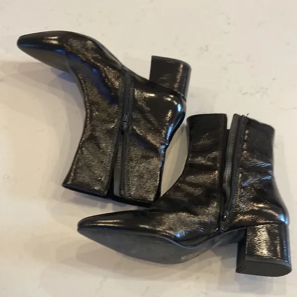 Vagabond Giselle Boots Black Patent Leather Shiny Pointy Toe Heel Ankle Boots 8