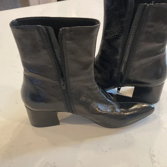 Vagabond Giselle Boots Black Patent Leather Shiny Pointy Toe Heel Ankle Boots 8