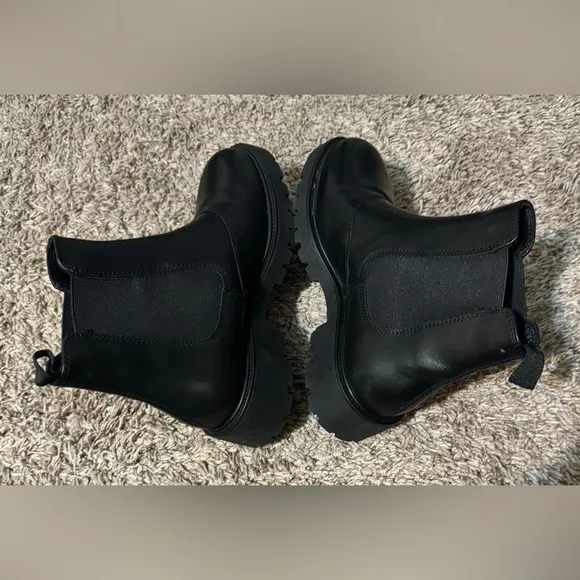 VAGABOND KENOVA boots NWOT