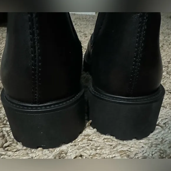 VAGABOND KENOVA boots NWOT