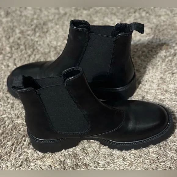 VAGABOND KENOVA boots NWOT