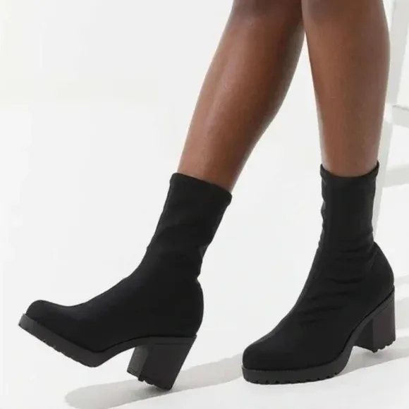 Vagabond Shoemakers Grace Stretch Boots, Size 40