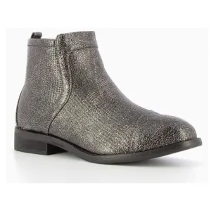 Vanessa Wu Black Crackled Sheen Zip Booties 38