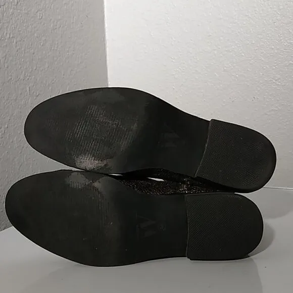 Vanessa Wu Black Crackled Sheen Zip Booties 38