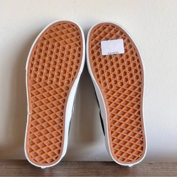 Vans Classic Slip On Camo Green Unisex Shoe Size 5.5 or 7 #471A