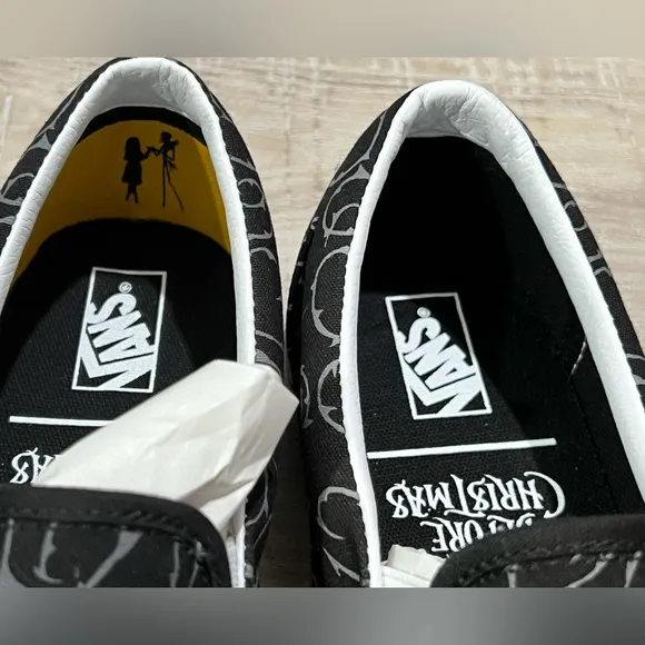 Vans Disney Nightmare Before Christmas Sally &amp; Jack Shoes Slip On Men's Size 11