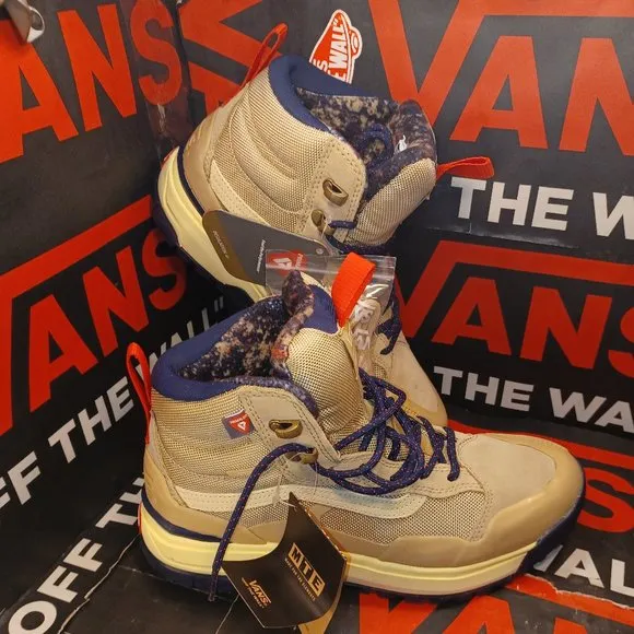 Vans Men's 8.5/Women's 10 Ultrarange Exo MTE-2 All Weather Boots Taos Taupe Blue