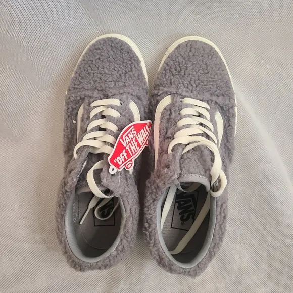 VANS Off The Wall Unisex Skateboard Shoes in Cozy Hug Drizzle