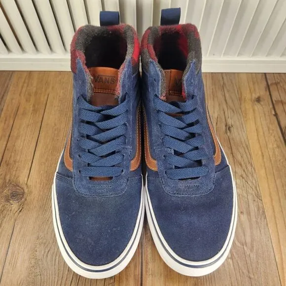 VANS Sk8-Hi MTE Ward Men Sz 8.5 Dress Blues Gum Sole Lugged Suede Sneakers Shoes