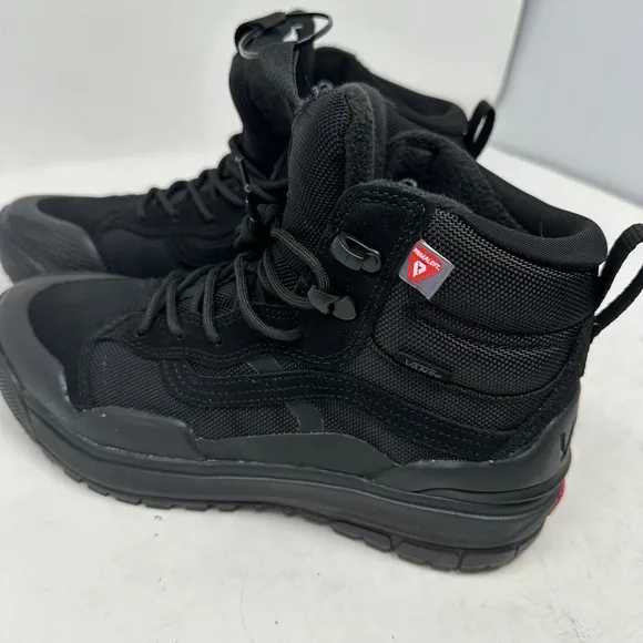 Vans UltraRange Exo Hi MTE-2 Waterproof Boots Black Black Women 8.5 (Men 7) NEW