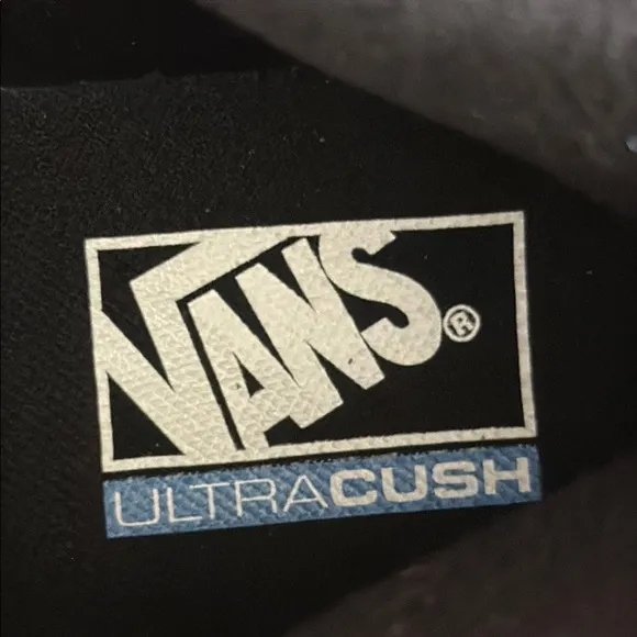 Vans UltraRange Exo Hi MTE Shoes