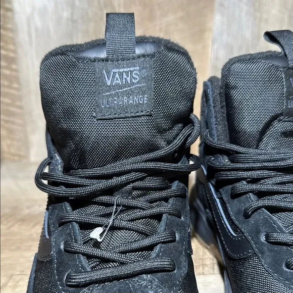 Vans UltraRange Exo Hi MTE Shoes