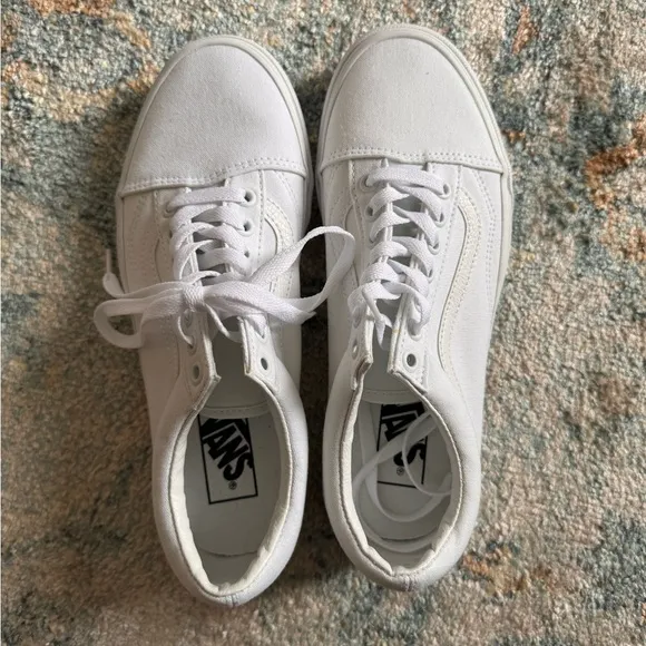 Vans White Old Skool Sneakers Classic Style